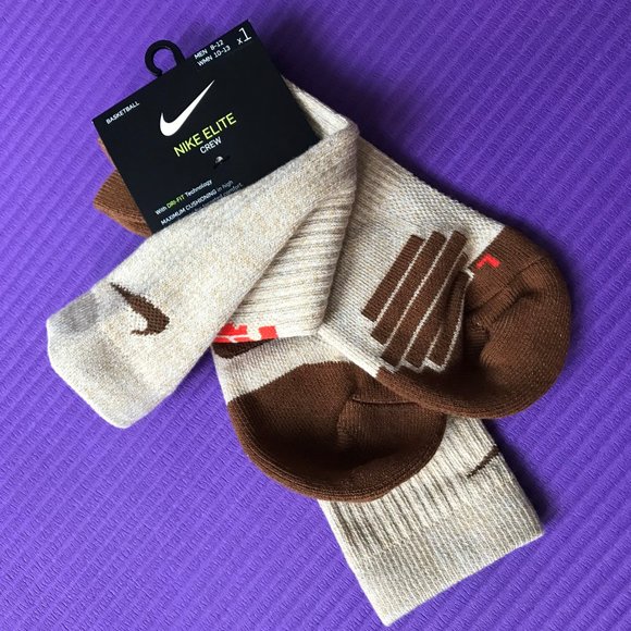 One Pair Nike Basketball Elite Crew Lebron Socks - Picture 7 of 8